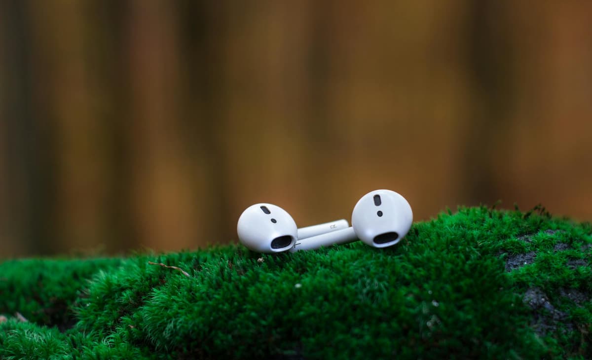 Earbuds Terbaik 2026: Pilihan Paling Worth It untuk Kualitas Suara dan ANC