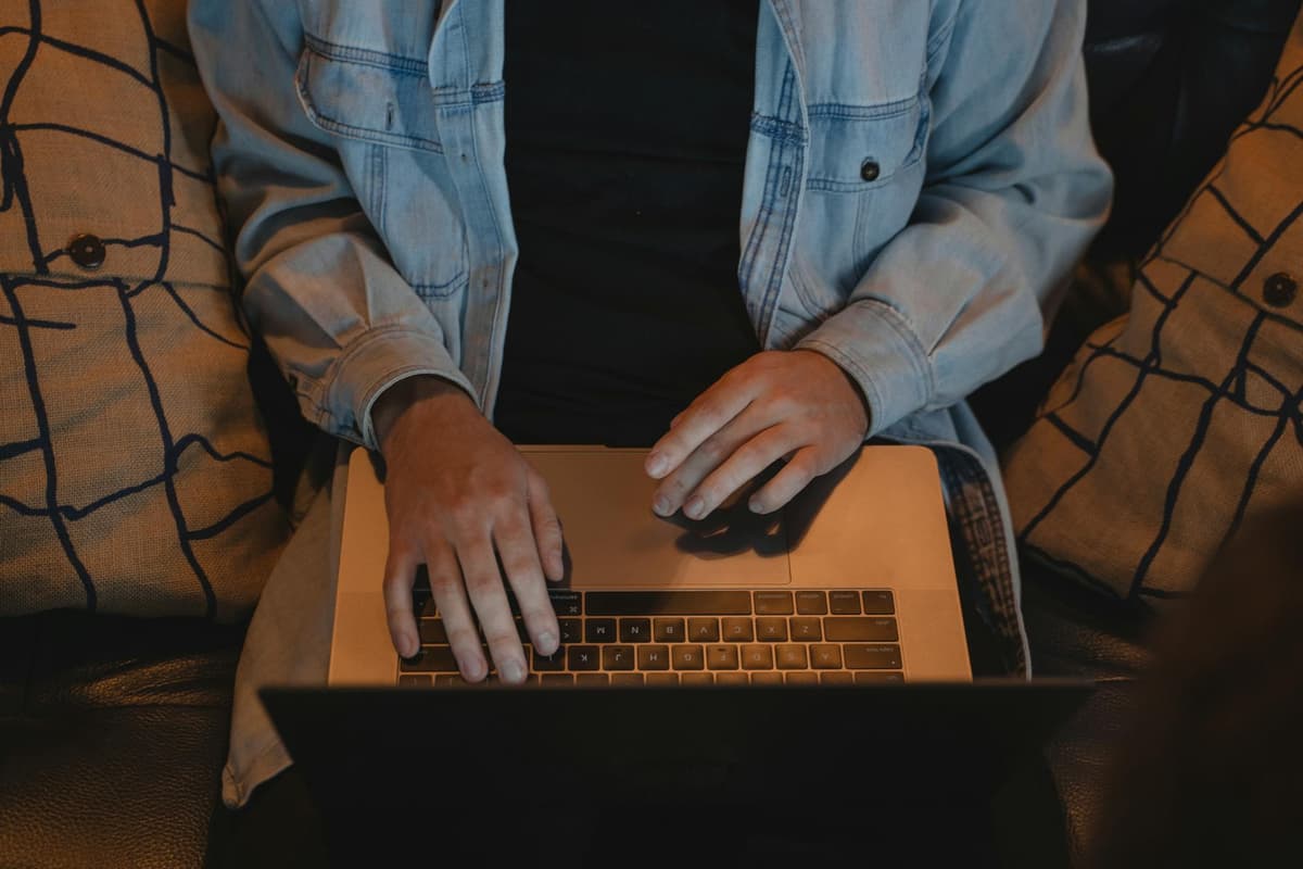 Prompt Engineering untuk Chatbot Bisnis Kecil: Panduan Praktis Tahun 2026