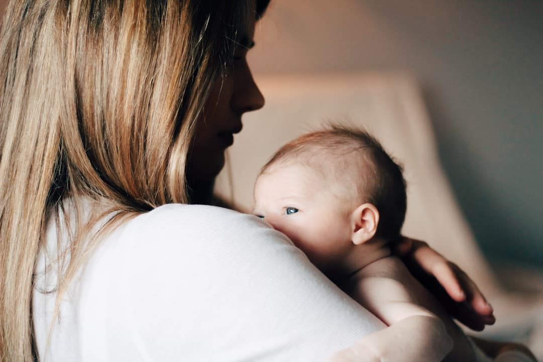Nama Bayi Populer: Tips Memilih Nama Bermakna & Unik (2026)